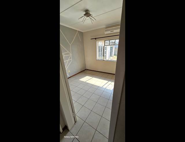 3 BEDROOM HOUSE RENTED IN VELD EN VLEI